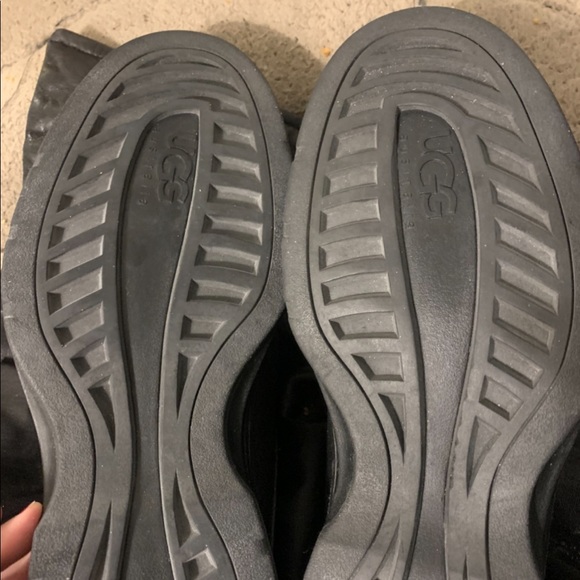 Men’s gently worn UGG clog. Fur lined - Picture 4 of 6